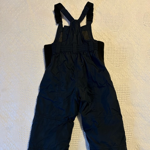 Snow pants - Picture 4 of 11